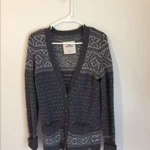 Hollister cardigan (M)